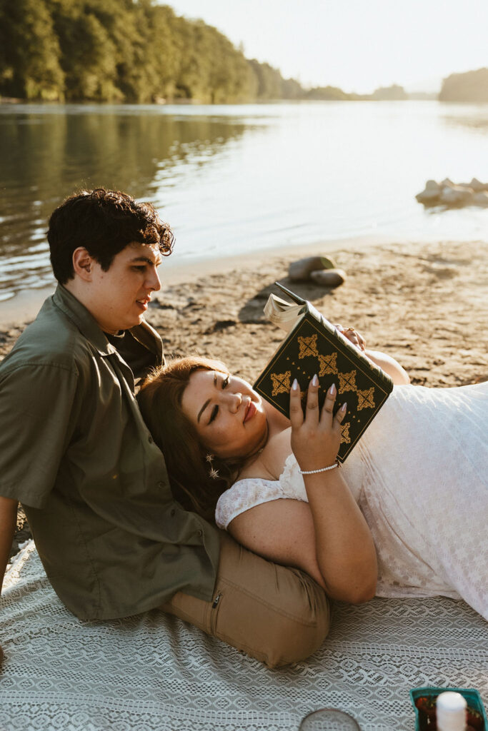 Book lovers engagement photos in Northwest Washington photographed by Wilder Photography