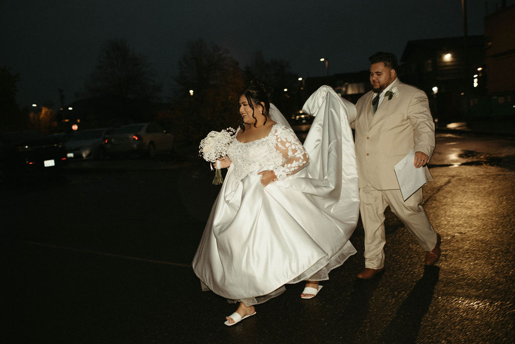Cleveland wedding photographer, Sam Wilder Photography