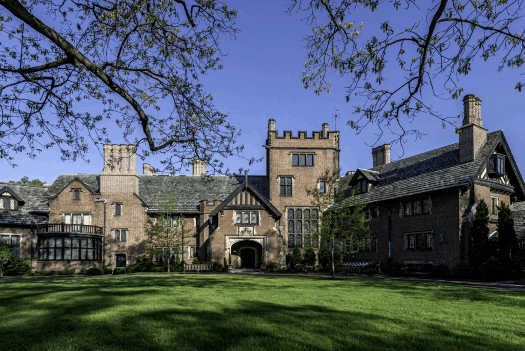 Stan Hywet Hall and Gardens mansion